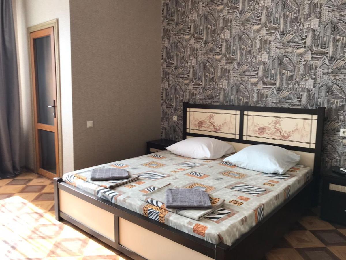 Гостевой Дом София 400 М До Моря Gagra Exterior photo